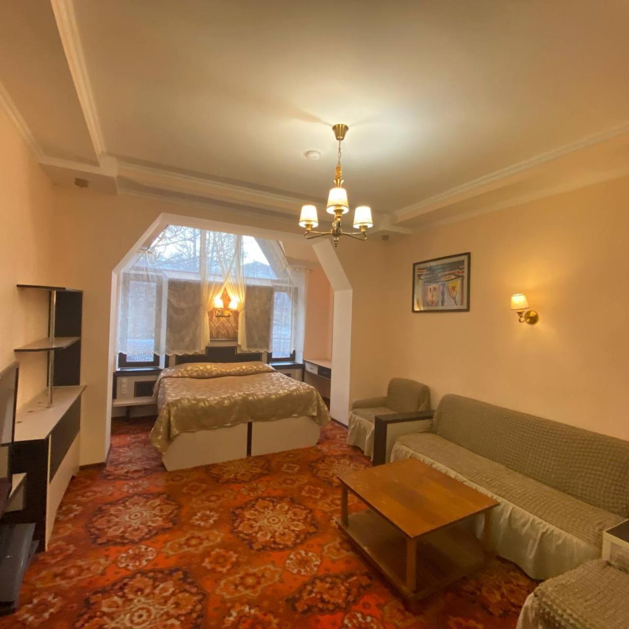 Дом Писателей Цахкадзора Hotel Exterior foto
