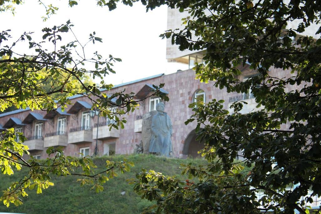 Дом Писателей Цахкадзора Hotel Exterior foto